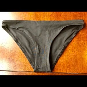 Never Worn H&M Size 6 Bikini Bottoms